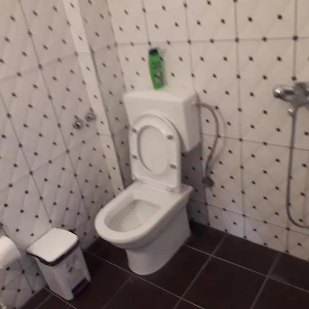 Apartment Village Center Himare Fshat